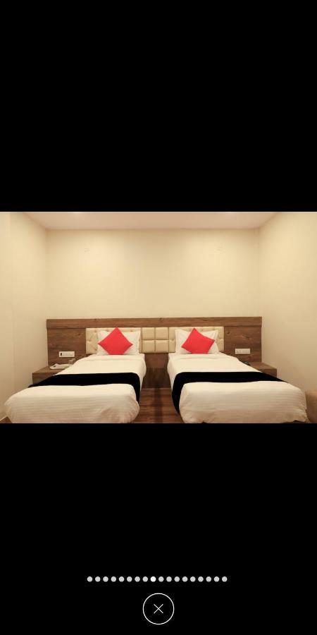 Hotel Star Zest House 나그푸르 외부 사진